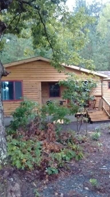 Rustic Quaint Cabin In The Woods--Pets Welcomed Dunnsville Exterior foto